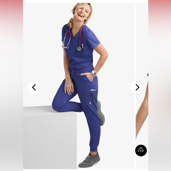 Uniform Advantage Butter-Soft STRETCH women’s scrub set. Lightly used - Picture 3 of 6